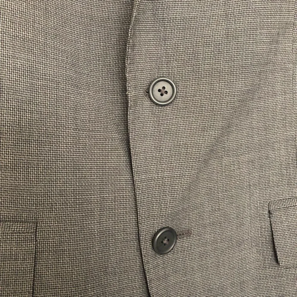 JB Britches Suit Jacket Logan Grey Crossbone Two Button Notch Lapel Size 38S